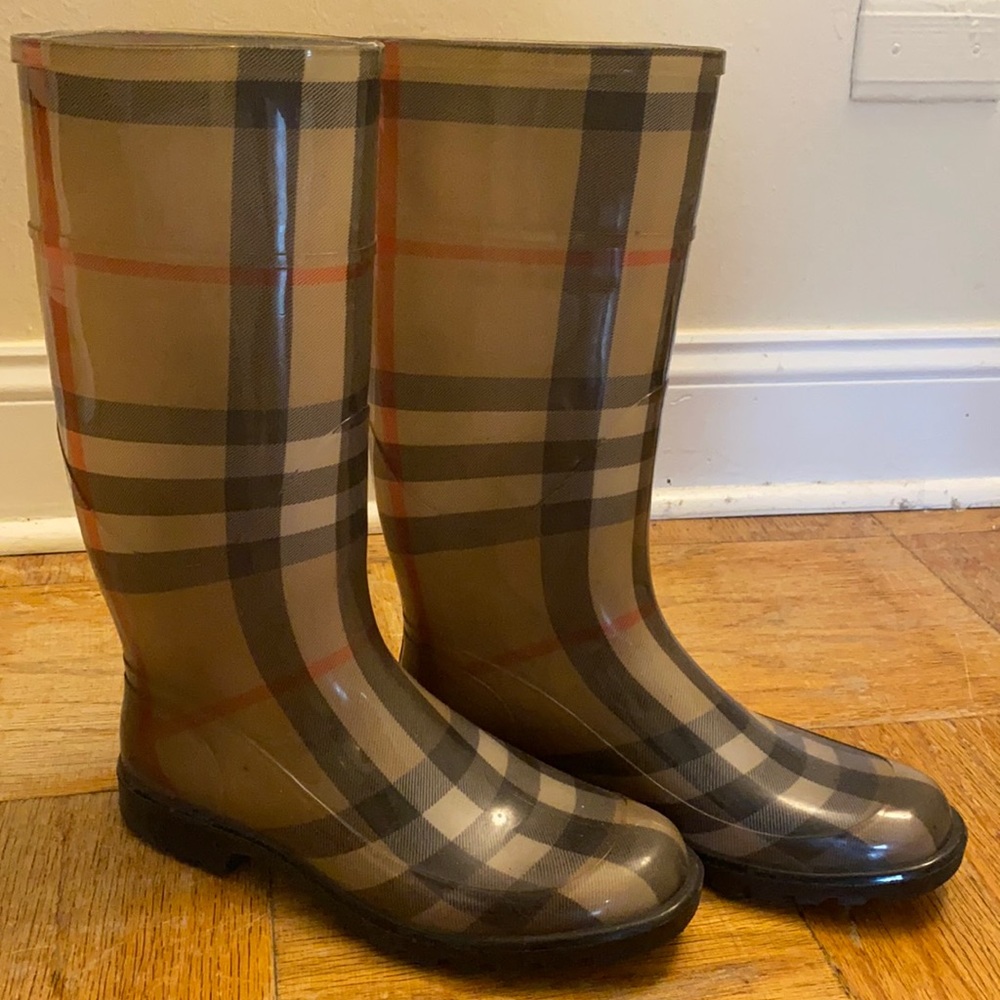 Women’s Burberry Rain Boots